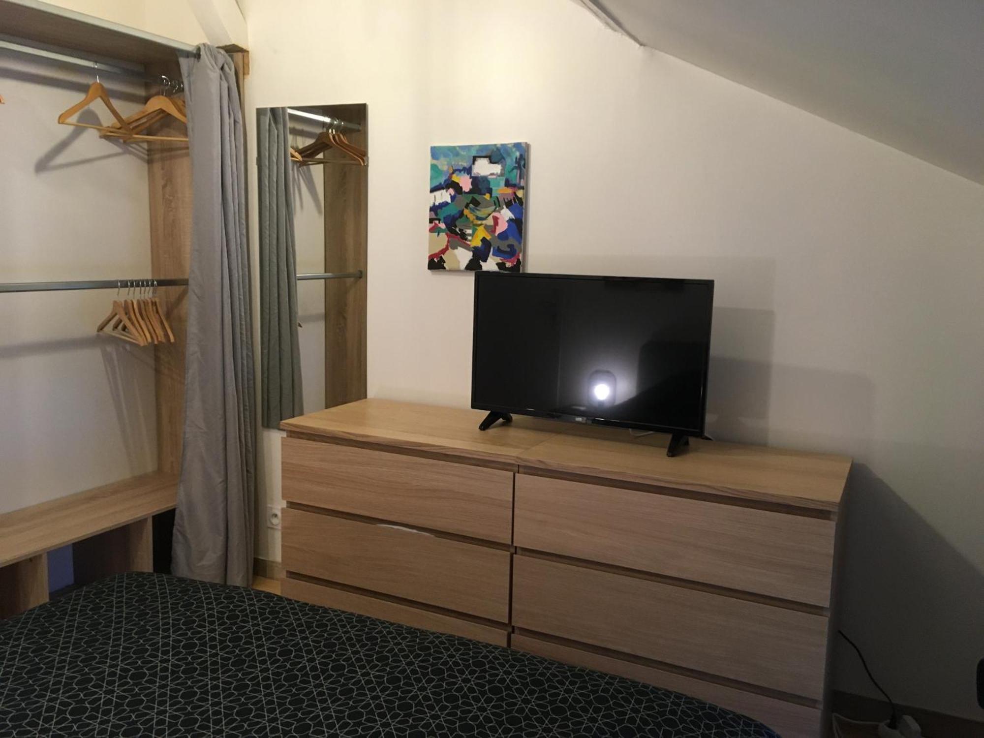 Les Spas De La Chartreuse Tarbes Bilik gambar
